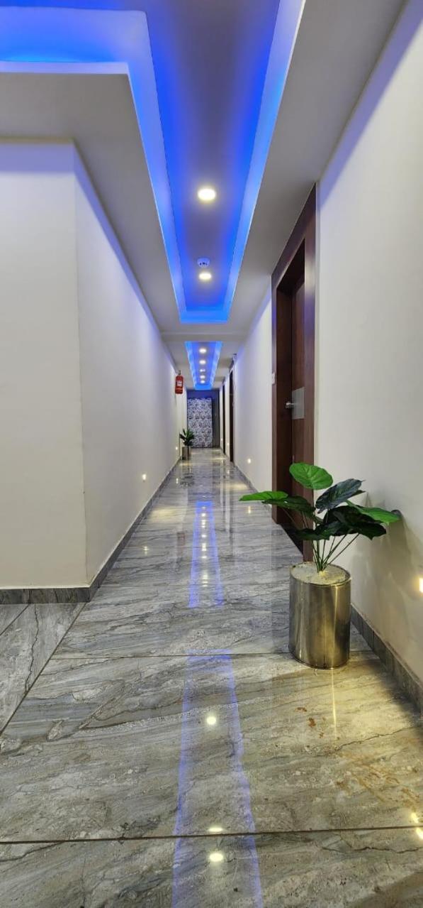 Hotel Sun Shine Ahmedabad Ngoại thất bức ảnh