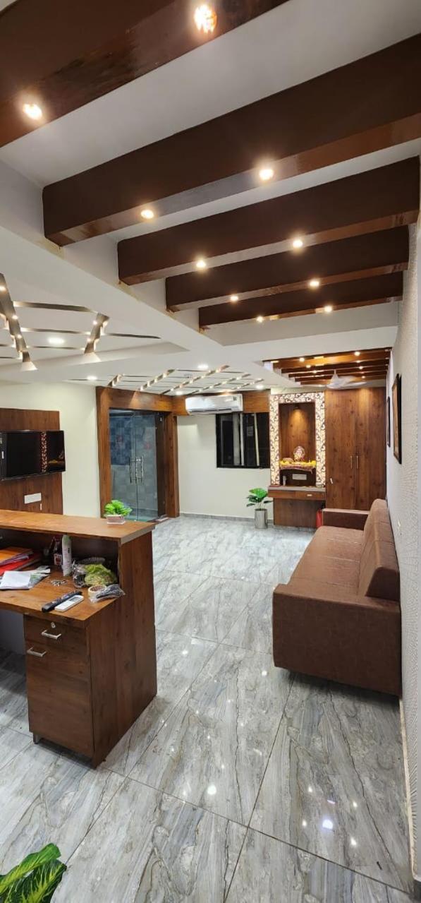 Hotel Sun Shine Ahmedabad Ngoại thất bức ảnh